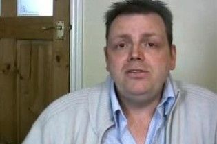 У Великобританії проповідника заарештували за те, що назвав геїв грішниками