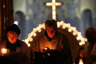 Вперше в історії українського телебачення журналісти розповідатимуть про святкування Великодня з Єрусалиму