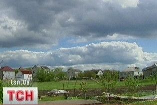 Ціни на заміську нерухомість під Києвом продовжують падати