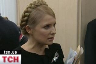 Тимошенко: чесний суд майбутнього доведе, що Янукович - не президент