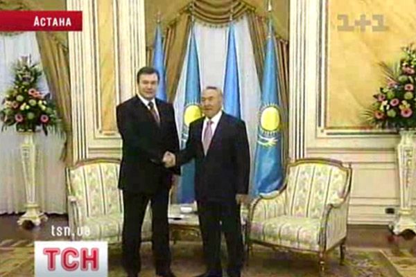 Янукович у Астані