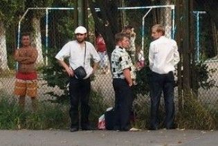 У Житомирі нетверезий священик скоїв ДТП, після чого публічно помочився на паркан