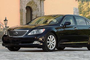 КМДА продала ще два своїх автомобілі
