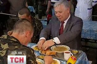 Наряди на кухню повернуться: на армію чекають злидні