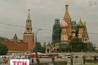 Влада Москви змусить приїжджих говорити і вдягатися по-російськи