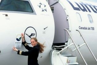 Працівникам Lufthansa заборонили розповідати про бійку Луценка
