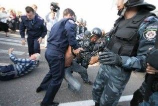 Кожного чотирнадцятого українця катувала міліція