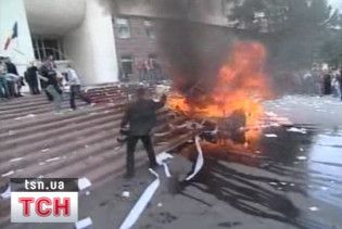 Натовп повністю захопив резиденцію президента Молдови