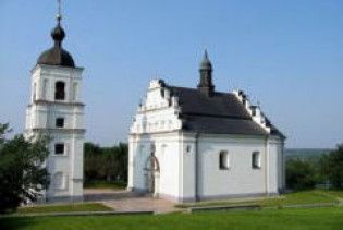 Вандал підпалив церкву, побудовану Богданом Хмельницьким