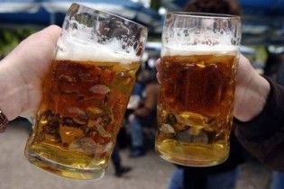 Жителям полінезійського острова вперше за 200 років дозволили пити алкоголь