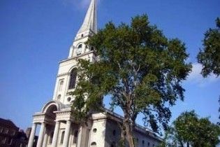 Британські церкви дають безкоштовні юридичні консультації