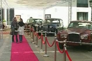 В Ірані відбувся фестиваль класичних автомобілів