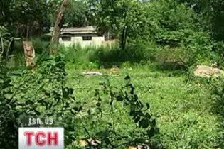 Аферисти викрадають в Києві цілі будинки