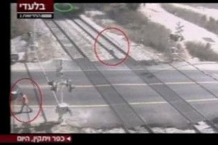 Ізраїльтянка лягла під потяг і залишилася живою