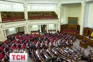 ВР вимагає у Медведька розібратися із затриманням митника