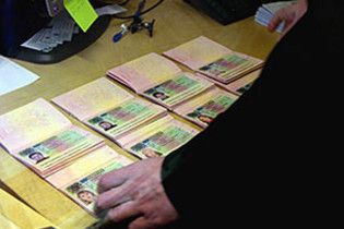 Українці їздитимуть до Європи без віз вже наступного року
