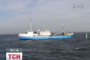Біля берегів Індії потерпає судно з українцями
