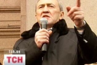 Рада не хоче виборів мерів у два тури