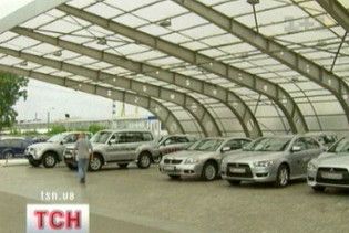 Через митну надбавку ціни на авто підскочать на 15%