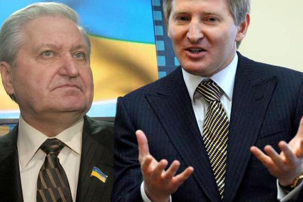 Віктор Тихонов, Рінат Ахметов