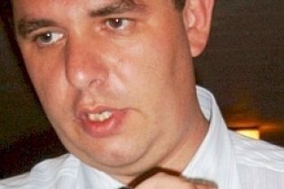 До мегаблоку приєднається Кармазін?