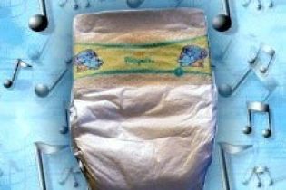 Українець винайшов співочі памперси