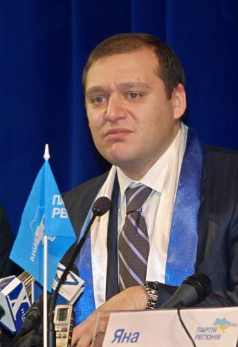 Михайло Добкін