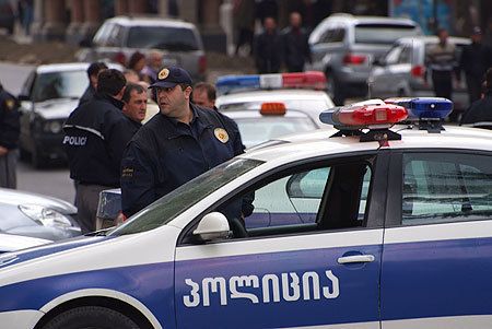 Мітинг об'єднаної опозиції коло будівлі парламенту Грузії