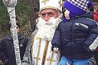 "Святий Миколай" пограбував крамницю