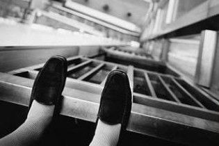 У Києві врятували дівчину, яка хотіла покінчити життя самогубством