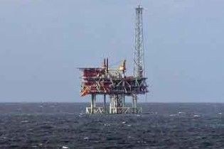 Мексика закрила нафтові порти через негоду