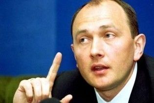 Екс-заступника глави "Нафтогазу" під конвоєм привели до суду