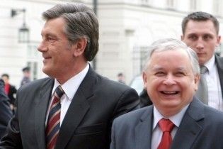 Ющенко поїхав до Польщі обговорювати газову угоду з Росією