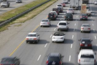 Податок на авто хочуть підняти втричі