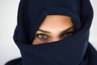 У США мусульманок у хіджабах не пустили на американські гірки