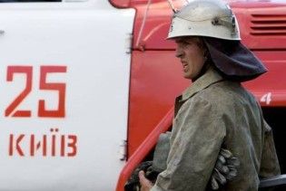 У Києві горіла багатоповерхівка. Потерпілих немає