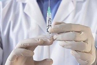На Сумщині пацієнтка побила лікарку за смертельне щеплення її дитини