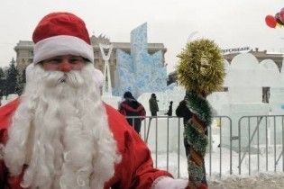 Уряд затвердив десять вихідних на Новий рік і Різдво