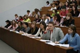 СБУ розкрила схему фіктивного зарахування сиріт на навчання
