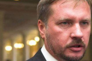 Чорновіл назвав умови дозволу на ексгумацію тіла свого батька
