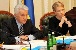 Литвин: ВР не розглядатиме антикризову програму Тимошенко