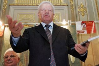 Олександр Мороз зізнався, що живе на одну пенсію