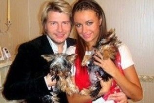 Басков подарував коханій декоративну собаку