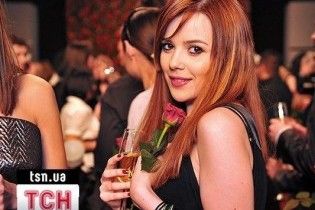 Міка Ньютон покинула свого продюсера