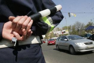 Екс-даїшник розповів, як на Донеччині збирають на дорозі гроші для начальства