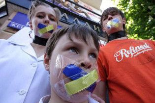 В урядовій програмі розвитку країни українська мова не передбачена