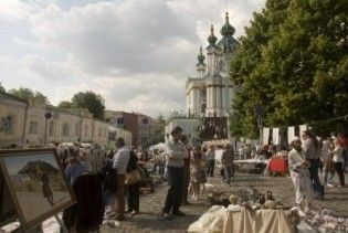 Київрада "розпродає" Андріївський узвіз під торгові центри