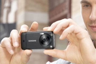 Samsung представив перший в світі мобільник з 12-мегапіксельною камерою
