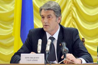 Ющенко пояснив, що дірки в бюджеті лататимуть, друкуючи гроші