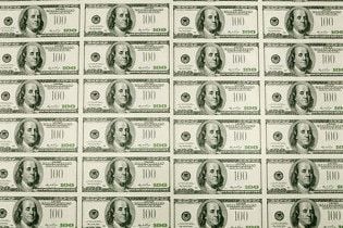 МВФ дав Україні третій транш кредиту - 3,3 млрд доларів
